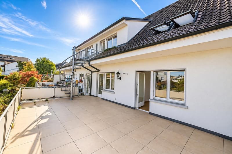 Vielseitig nutzbares Mehrfamilienhaus in Ettingen (9)