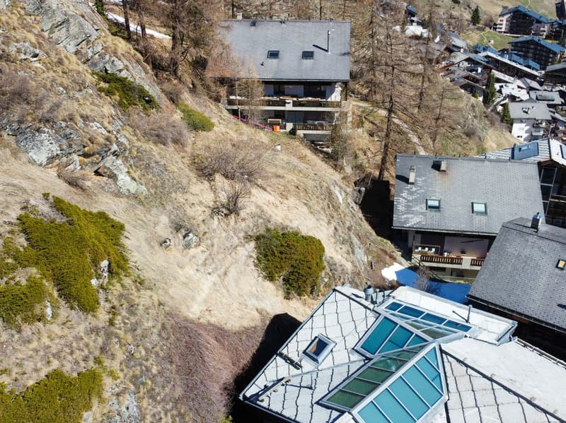 Sonnige Bauparzelle mit Bergsicht in Zermatt (9)