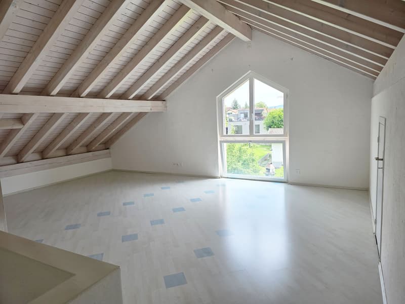 Ausgebautes Dachgeschoss mit viel Tageslicht