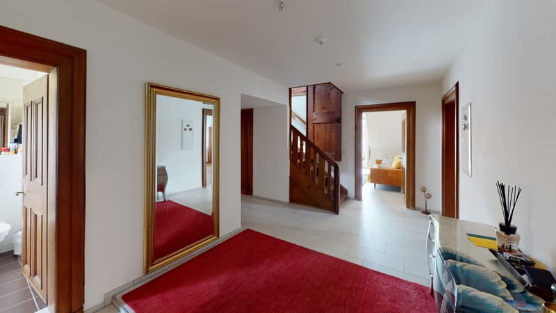 205 m² Wohntraum in ehemaliger Bally-Villa (2)
