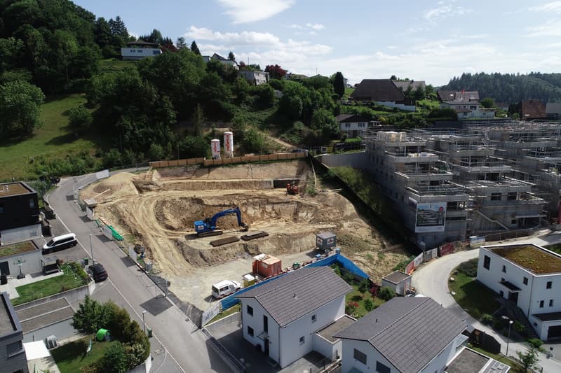 Wohnen mit Weitblick  Terrassiert, Hochwertig, Individuell (2)