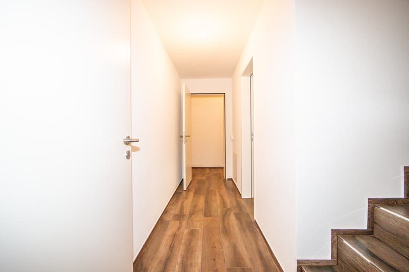 grosszügig & offene Maisonette Wohnung mit grossem Hobbyraum (12)