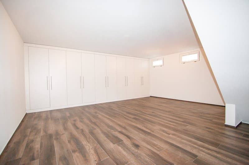 grosszügig & offene Maisonette Wohnung mit grossem Hobbyraum (11)