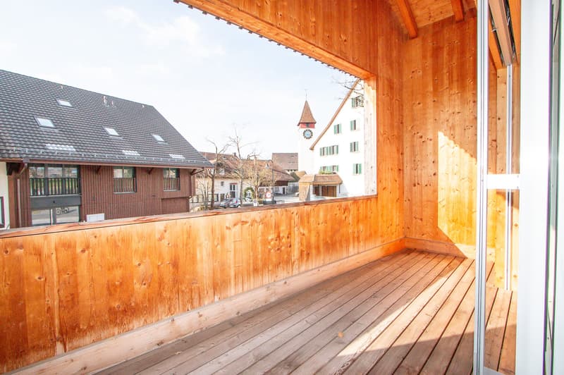 grosszügig & offene Maisonette Wohnung mit grossem Hobbyraum (7)
