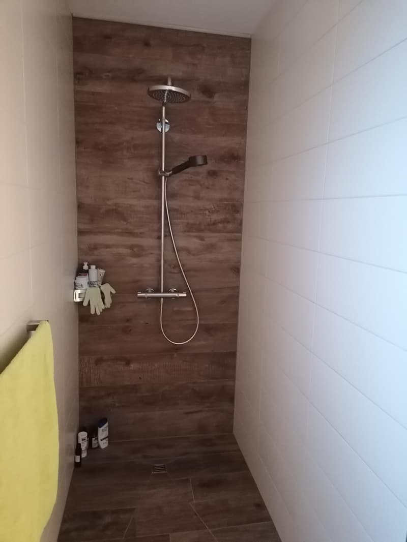 Dusche