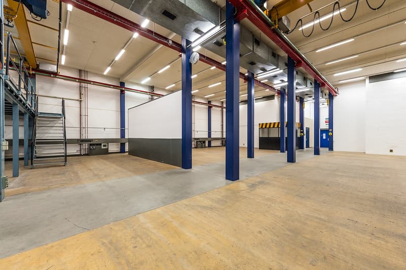 Grosszügige Werkstatt-/Produktionsflächen in Winterthur (9)