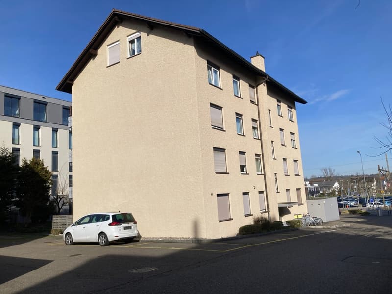 zentral gelegene 3,5 Zimmerwohnung (1)