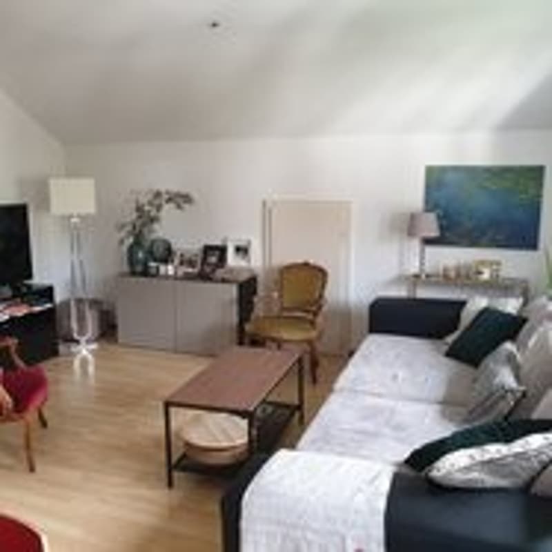 charmante Wohnung in Stadtnähe (5)