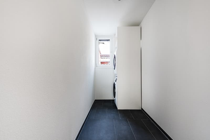 Moderne 4.5-Zimmer-Erdgeschosswohnung Erstklassiger Wohnkomfort (8)