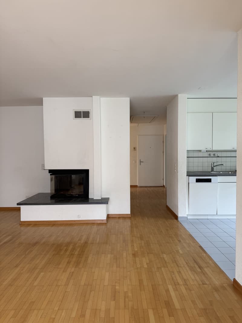 Helle 5.5-Zimmerwohnung im DG mit grosszügigem Grundriss in Hausen am Albis (1)