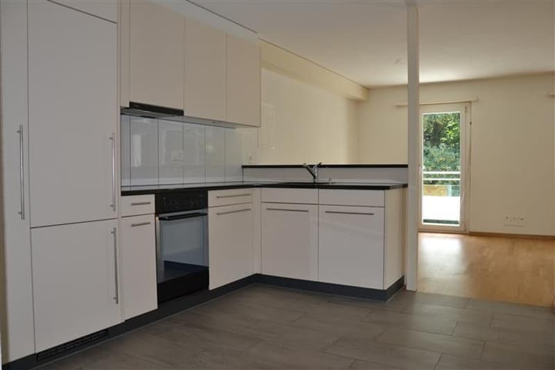 Grosszügige 4.5 Zimmer-Wohnung mit Balkon in Bürglen (2)