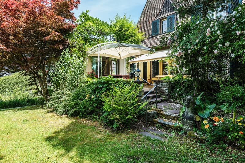 9½-Zimmer-Landhaus mit grossem Garten und viel Privatsphäre (3)