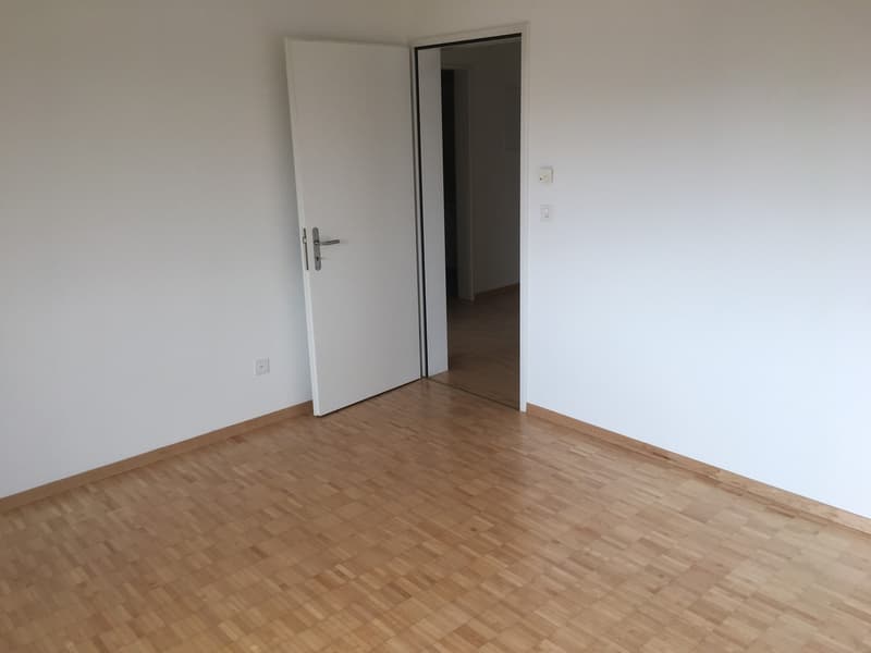 4.5-Zimmer-Wohnung im 1. Obergeschoss mit Balkon (8)