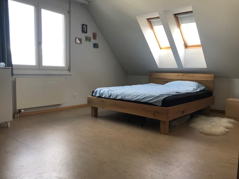 Charmante 4,5 Zimmer Maisonette-Wohnung im Dorfkern von Oberwinterthur (11)