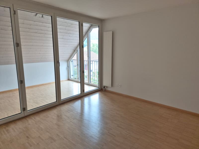 Moderne 3,5-Zimmer-Maisonette-Whg mit Wintergarten + Galerie (9)