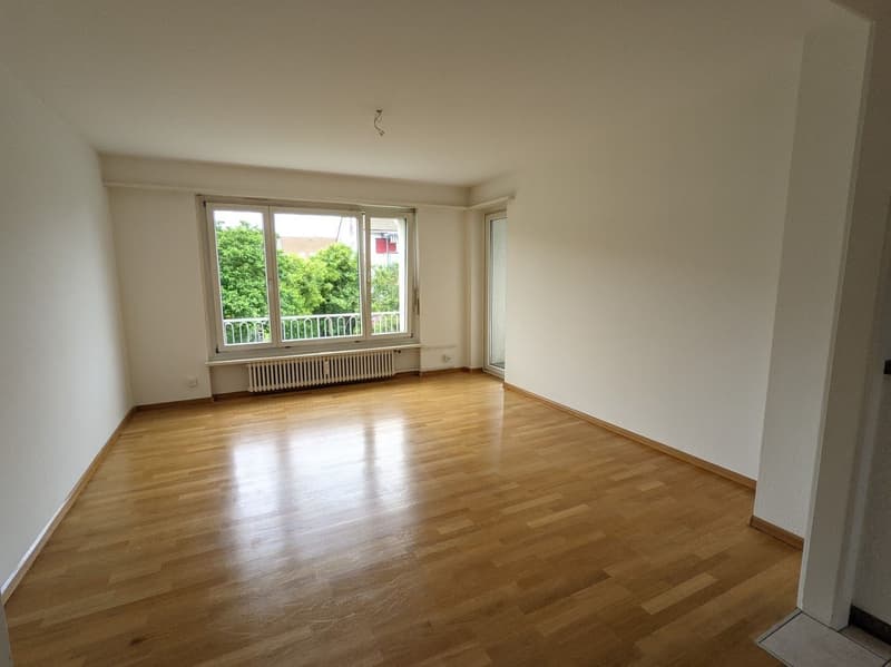 Hübsche 3-ZWG mit Cheminée an der Neuen Bahnhofstr. in Muttenz (7)