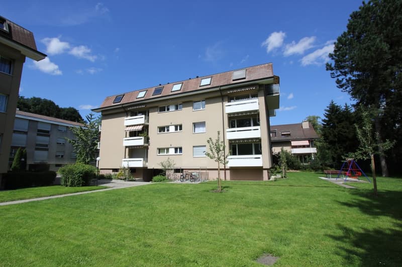 Renovierte 2,5-ZWG an ruhiger Wohnlage im Grünen (1)