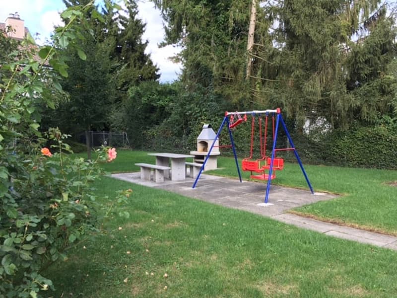 Renovierte 2,5-ZWG an ruhiger Wohnlage im Grünen (3)