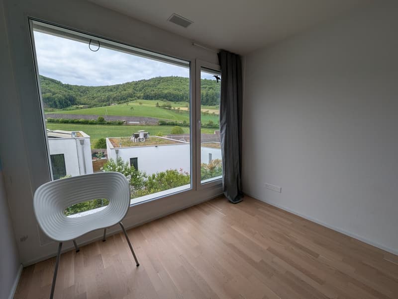 Modernes 5.5-Zimmer-Einfamilienhaus mit Minergie-Standard in Arisdorf (7)