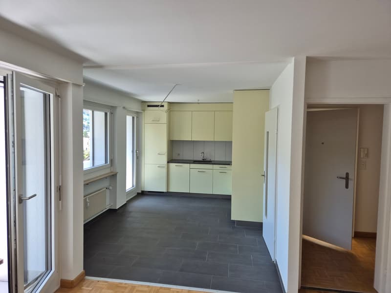 Helle 3.5-Zimmer-Wohnung mit Balkon (2.OG ohne Lift) in Oberdorf BL (4)