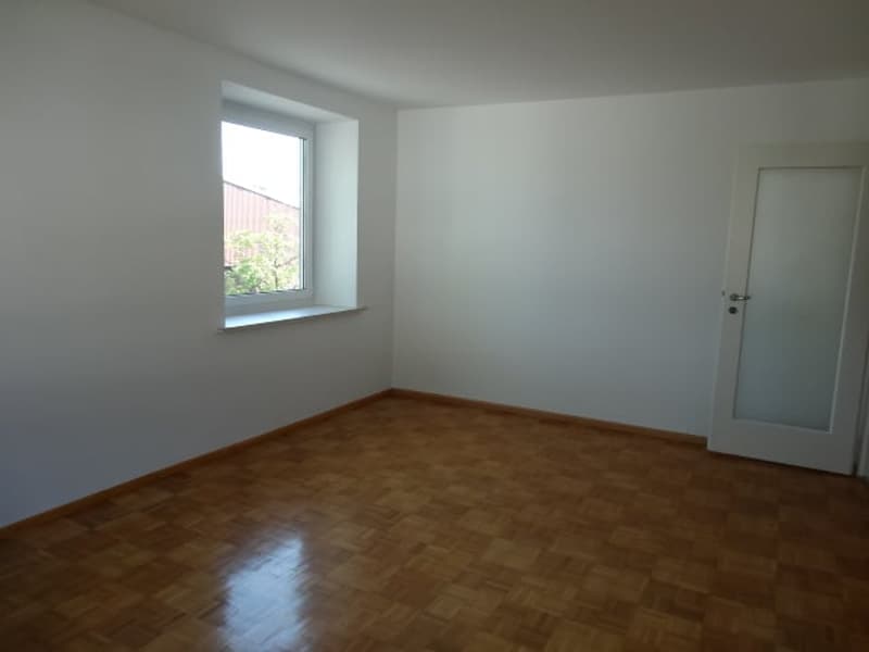 Helle 3,5-Zi'Wohnung mit Charme an zentraler sowie ruhiger Lage (10)