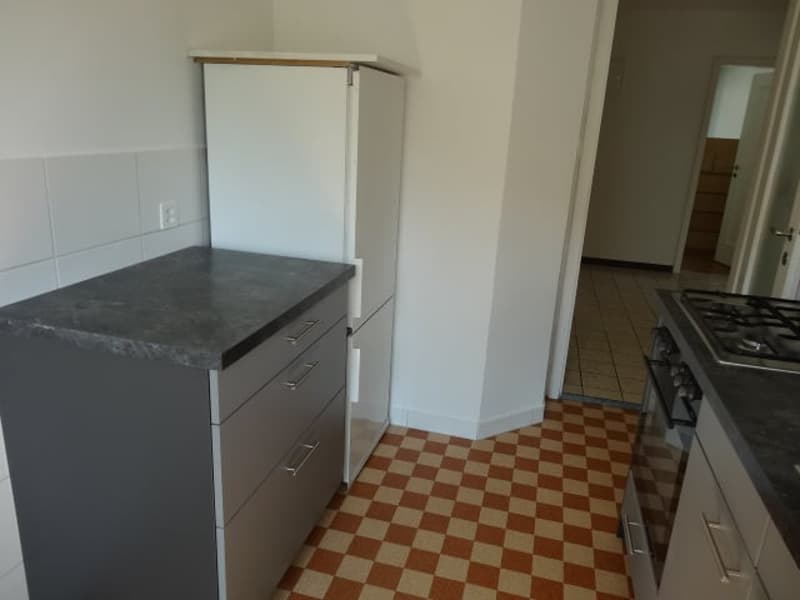 Helle 3,5-Zi'Wohnung mit Charme an zentraler sowie ruhiger Lage (4)