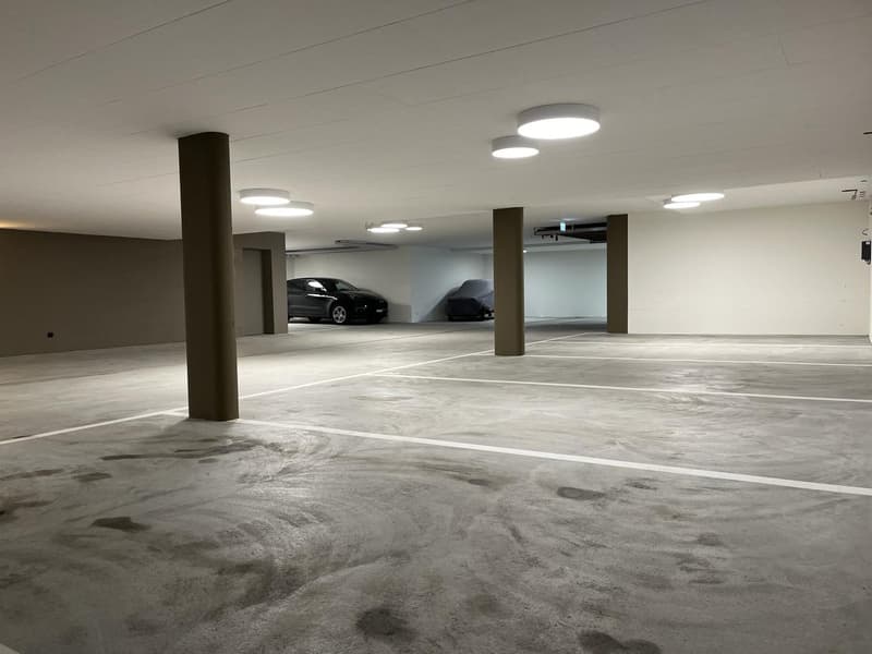 Tiefgaragenplatz zu vermieten (3)