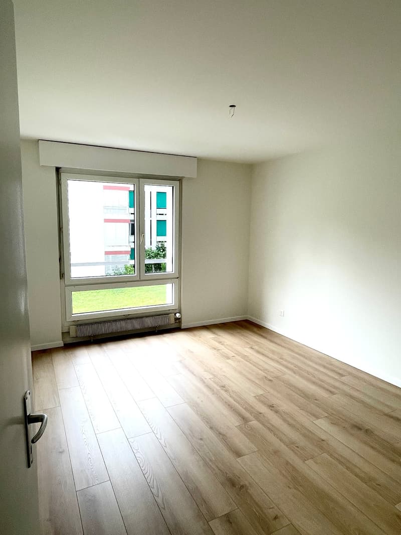 Heimilige 3.5 Zimmerwohnung in ruhigem Wohnquartier (6)