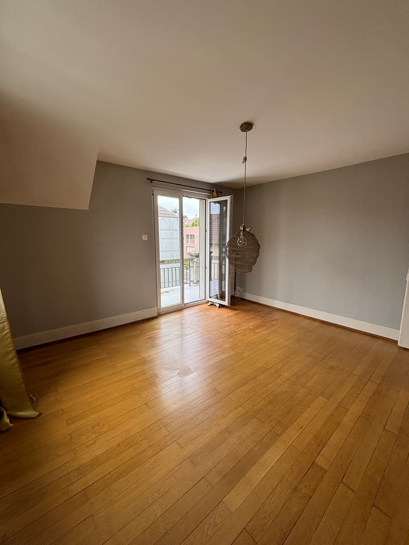Einzigartige 3-Zimmer Altbauwohnung (3)
