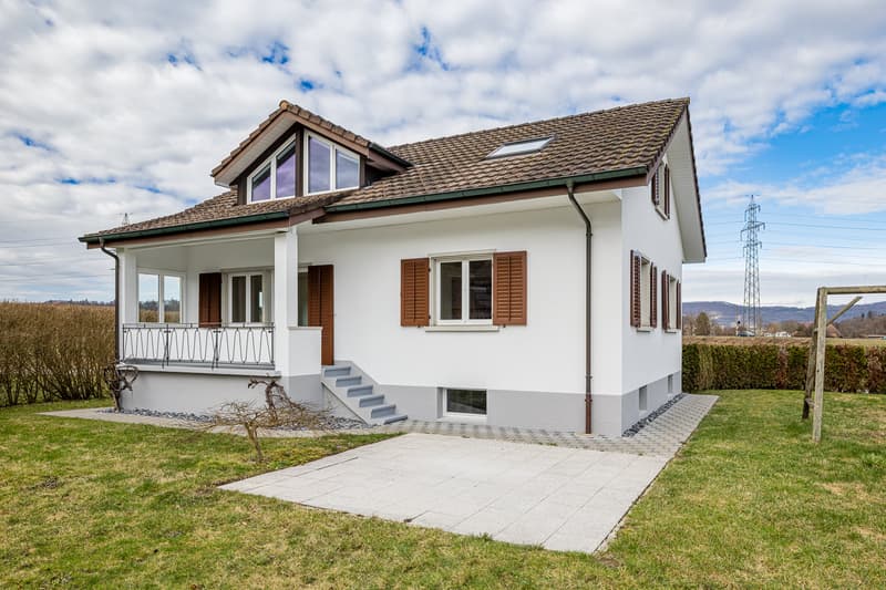 5 1/2-Zimmer-Einfamilienhaus in Gränichen, angrenzend an Landwirtschaftszone (1)