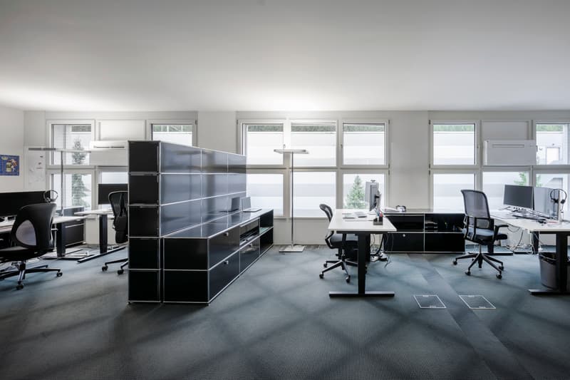 Vielseitige Gewerbeliegenschaft mit komplett eingerichteten Lager- / Büroflächen (8)