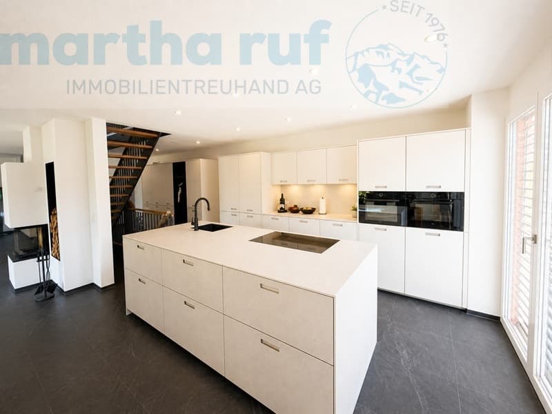 Traumhaus mit Bergsicht, grosser Terrasse und Doppelgarage (5)