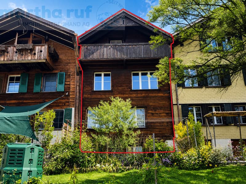 Mittelhaus mit Charme und Blick auf den See (2)