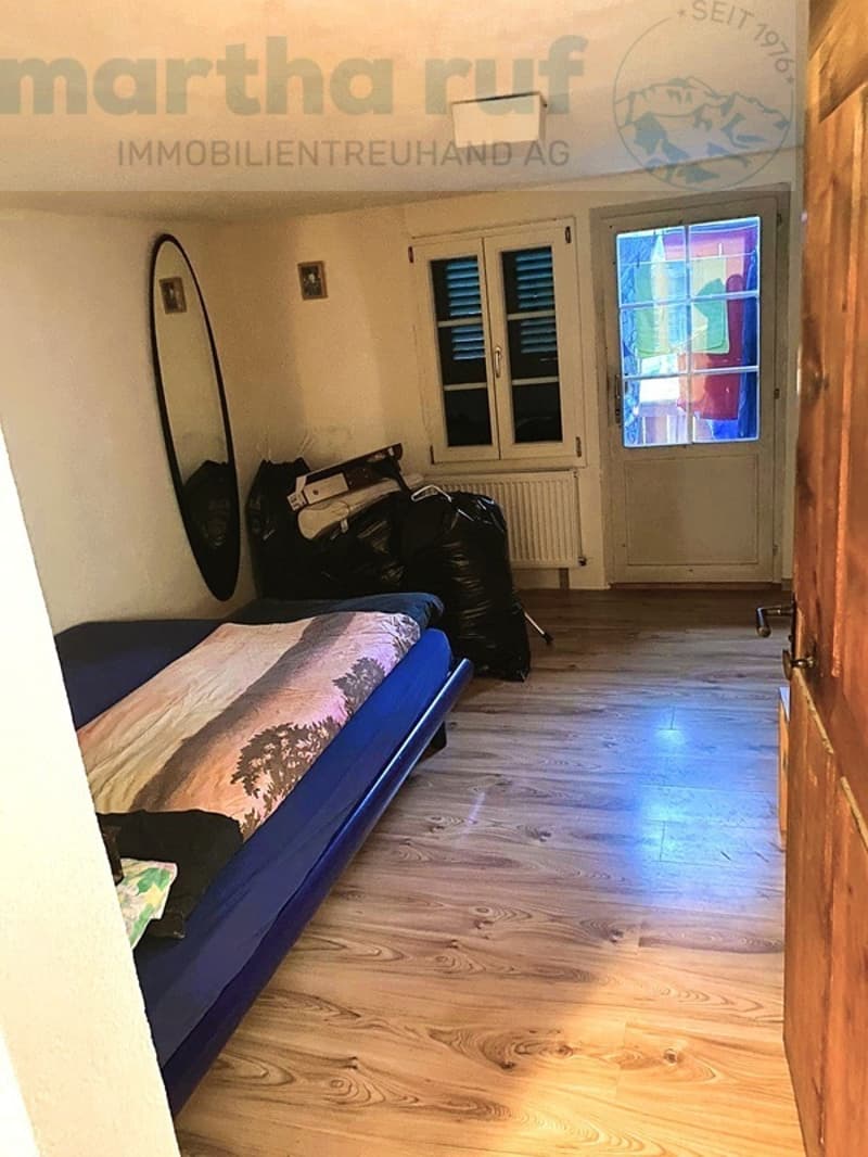 Haus mit Wohnung und Ladenfläche (5)