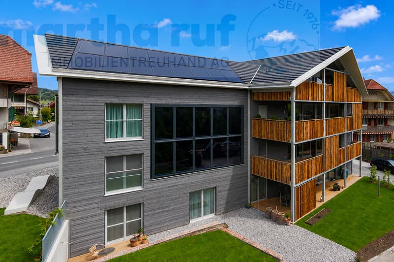 Im Zentrum gelegene, helle 4.5- Zimmer Wohnung mit Lift (11)