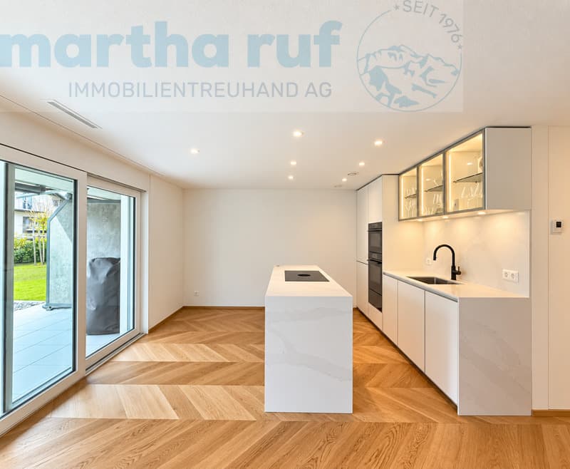 Exklusive 3.5- Zimmer Wohnung mit Garten Modern und hochwertig (3)