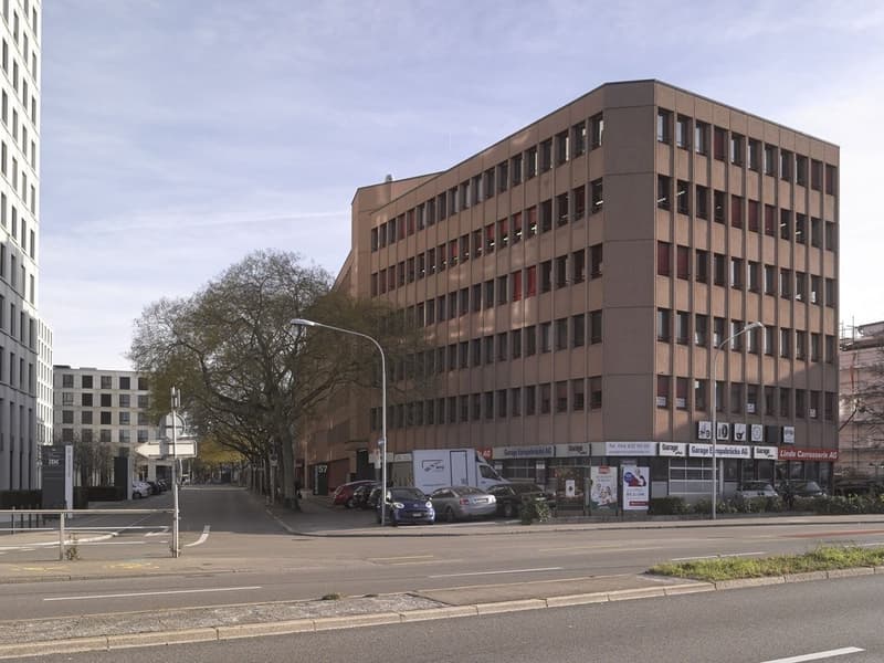 Einstellplatz zu vermieten im Kreis 9 Altstetten (2)