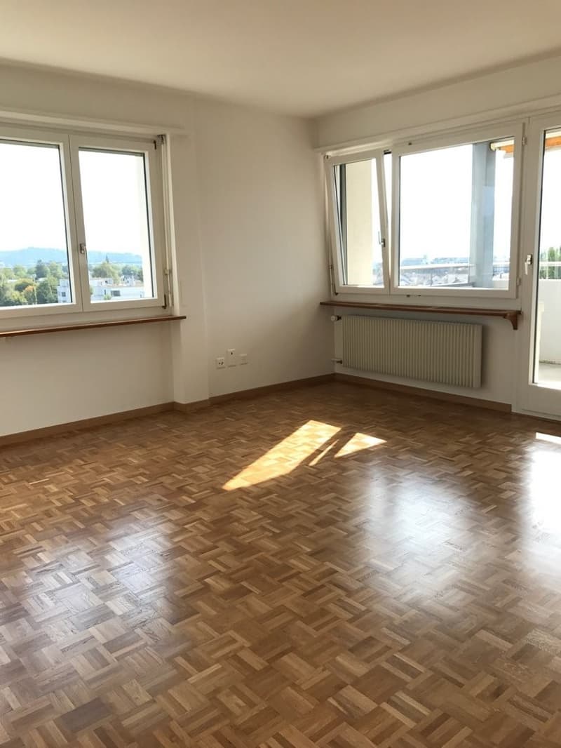 Wohnzimmer (Musterbild)