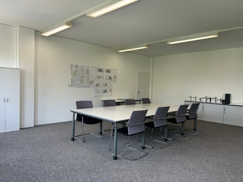 Attraktive Büroflächen an optimal erschlossener Lage zu vermieten (2)