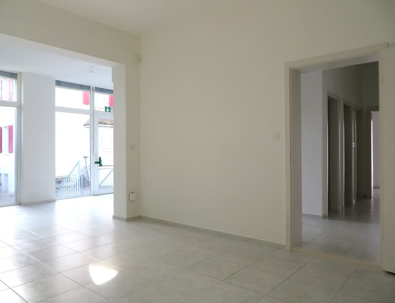 Ladenlokal zentral entlang der Hauptstrasse (4)