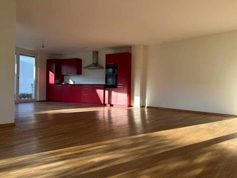 Grosszügige Erdgeschosswohnung mit Einfamilienhausflair (2)