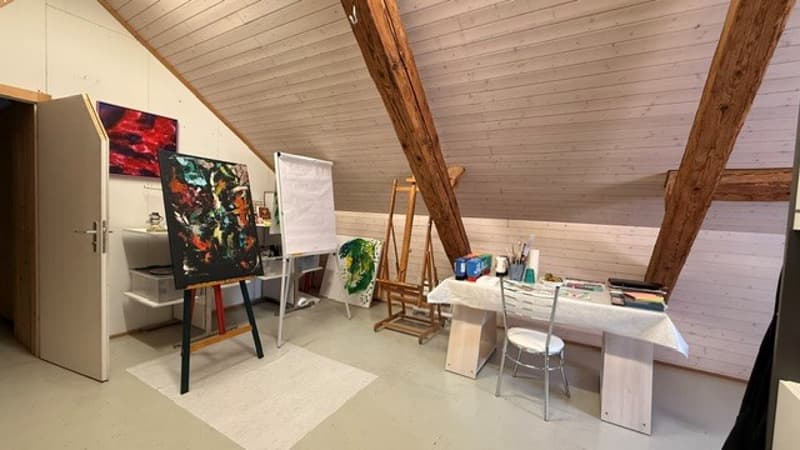 Atelier/Hobbyraum im Dachgeschoss eines Mehrfamilienhauses zu vermieten (7)