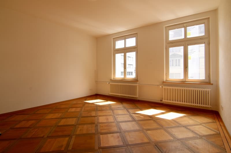Attraktives Praxiszimmer direkt am Amthausplatz zu vermieten (2)