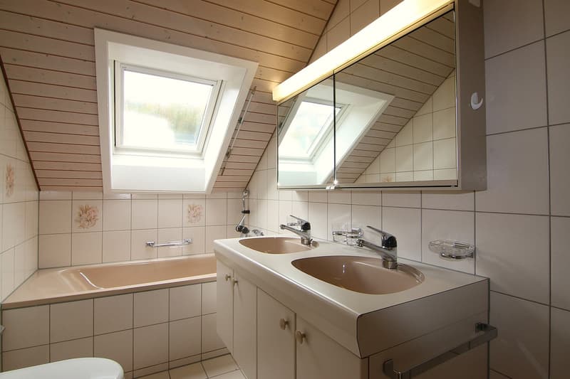 Gepflegte 4-Zimmer-Dachwohnung (9)