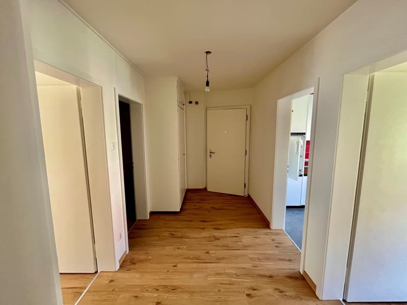 Helle und preiswerte 3-Zimmerwohnung am Stadtrand (5)