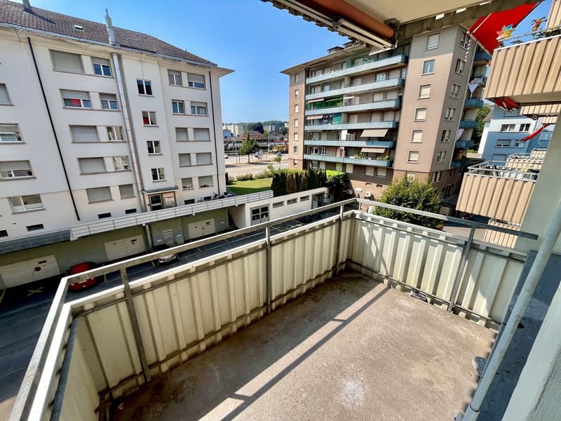 Helle und preiswerte 3-Zimmerwohnung am Stadtrand (8)