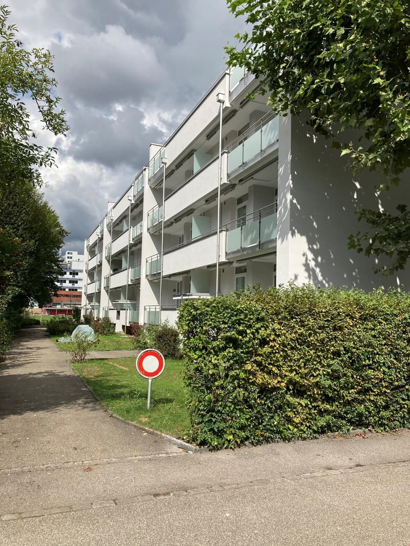 1-Zimmer-Wohnung mit Balkon in Pratteln , kurfristig verfügbar (9)