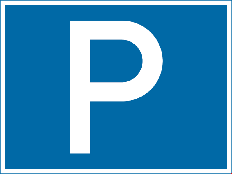 Aussenparkplatz in Brunnen (1)