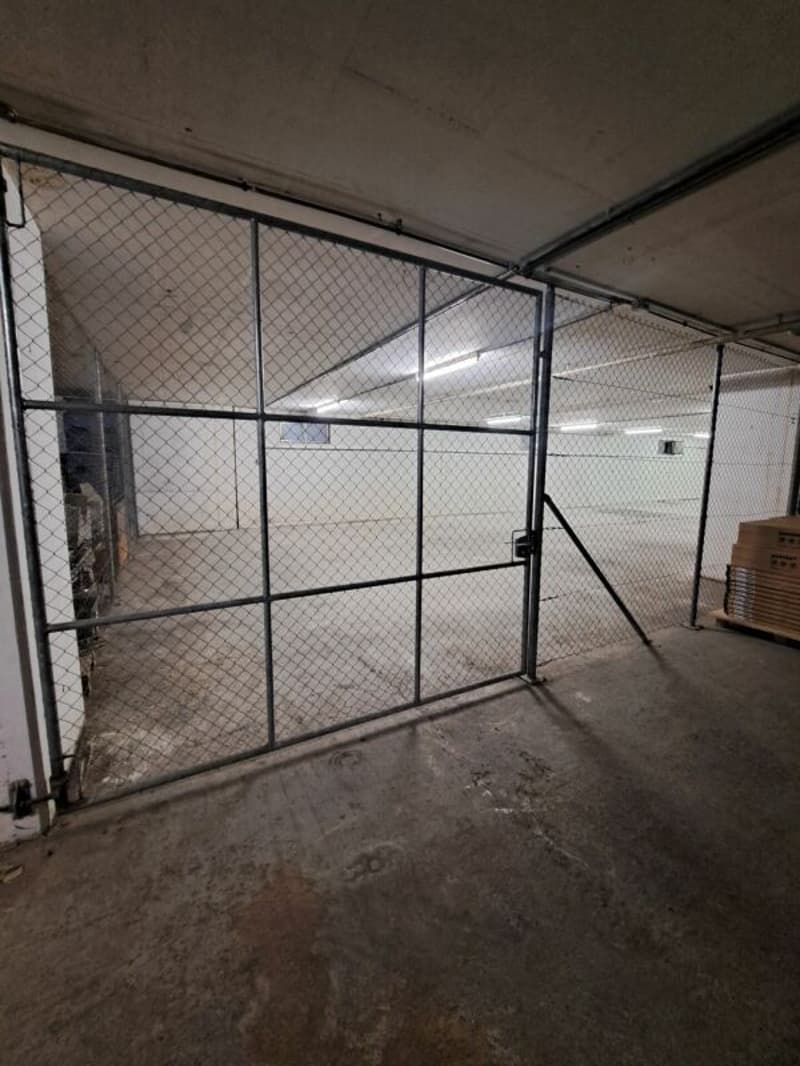 Storage space approx. 167 m² (5)