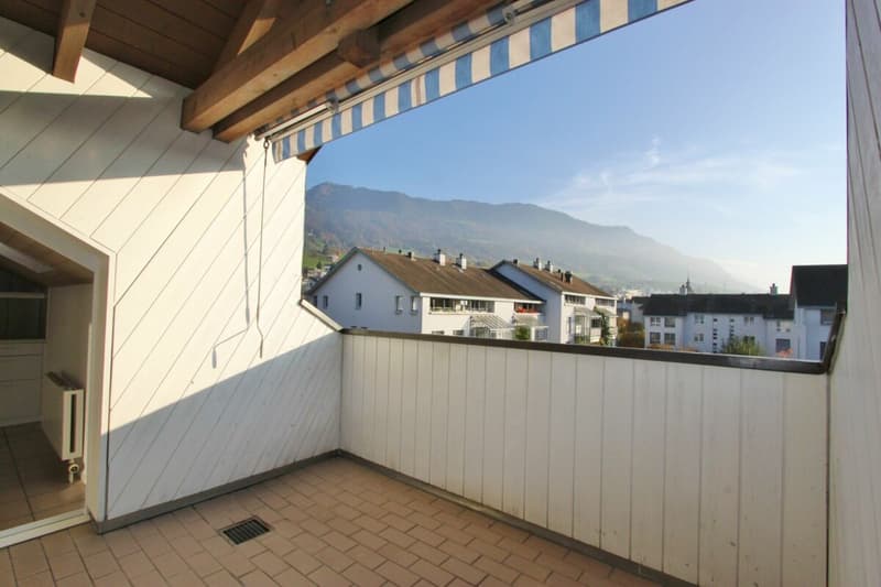 2.5-Zimmerwohnung im Zentrum mit Cheminée (5)
